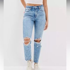 American Eagle Mom Jeans